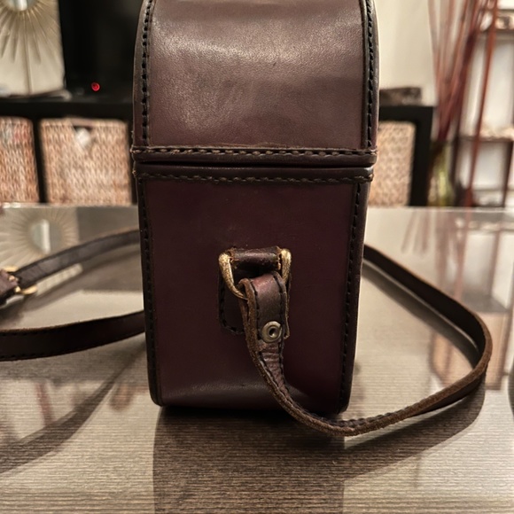 Box purse made of leather with Ankara fabric lining. - Picture 6 of 10